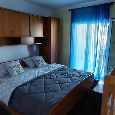 Premijer-rab Apartment
