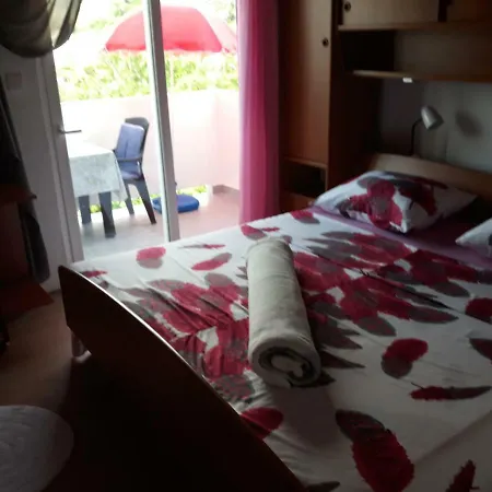 Premijer-rab Apartment *
